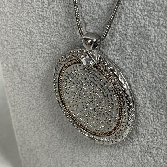 Chico's Two Tone Medallion Pendant Necklace Silver Gold Tone Crystal Adjustable - Picture 3 of 7